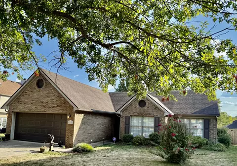 464 Whitfield Dr, Lexington, KY 40515