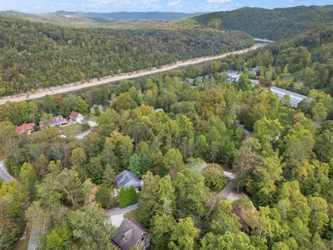 View/Area - 53 Clover Leaf Cir, Burnside, KY 42519 photo 13 of 17