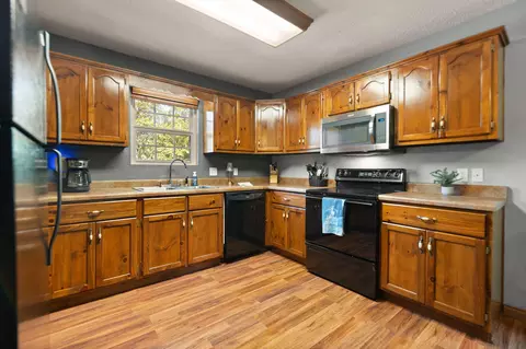 Kitchen - 53 Clover Leaf Cir, Burnside, KY 42519 photo 1 of 2