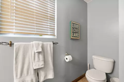 Bath - 53 Clover Leaf Cir, Burnside, KY 42519 photo 4 of 6