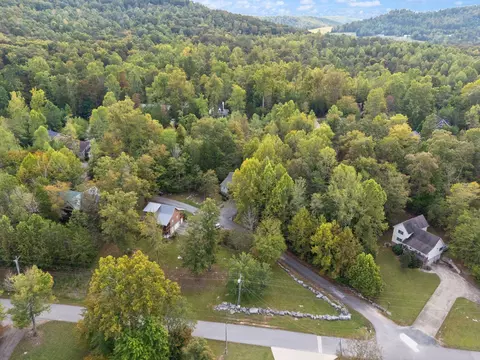 View/Area - 53 Clover Leaf Cir, Burnside, KY 42519 photo 8 of 17
