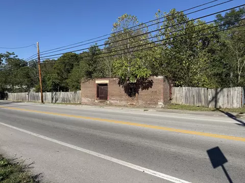 55 E Main St, Paris, KY 40361