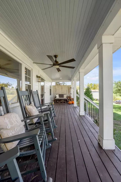 Exterior - 2788 Frankfort Rd, Georgetown, KY 40324 photo 7 of 28