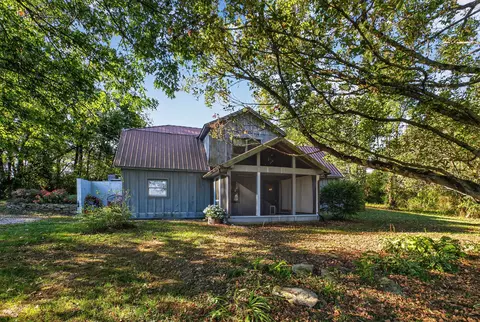 224 Snavely Rd, Stamping Ground, KY 40379