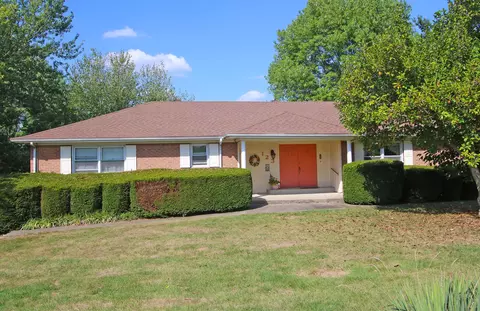 123 Pinehurst Dr, Georgetown, KY 40324