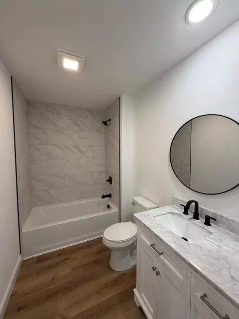 Bath - 225 King St, Corbin, KY 40701 photo 1 of 3
