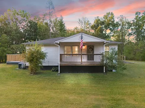 2255 S Tree Tower Rd, Sandgap, KY 40481