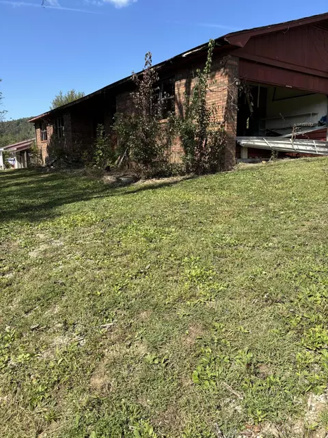 47 Old Farm Rd, Cannon, KY 40923