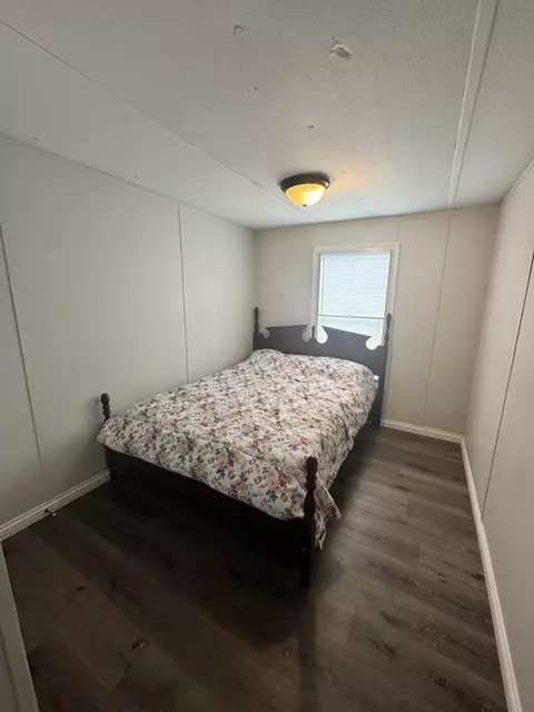 Bedroom - 93 Russell Hudson Loop, Windsor, KY 42565 photo 1 of 2