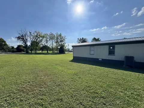 Exterior - 93 Russell Hudson Loop, Windsor, KY 42565 photo 5 of 5