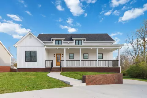 100 Chandler Dr, Danville, KY 40422