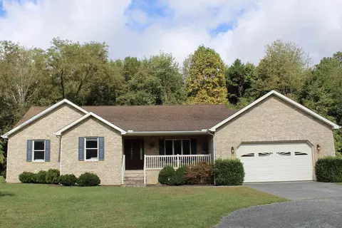 27 Valhalla Ave, Jenkins, KY 41537