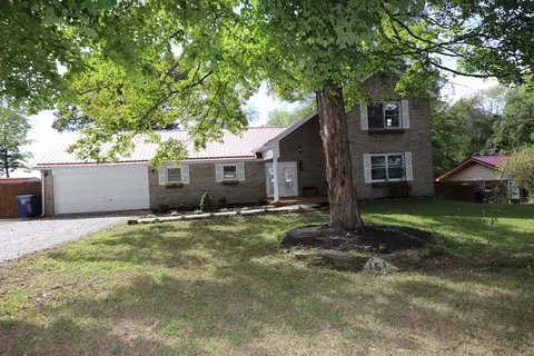 151 Timberlake Dr, Bronston, KY 42518