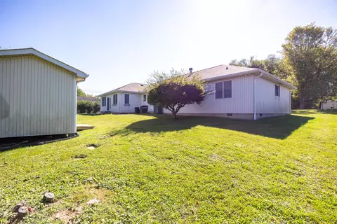 Exterior - 1313 Roosevelt St, Corbin, KY 40701 photo 6 of 10