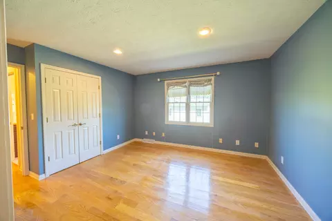 Bedroom - 1313 Roosevelt St, Corbin, KY 40701 photo 2 of 10