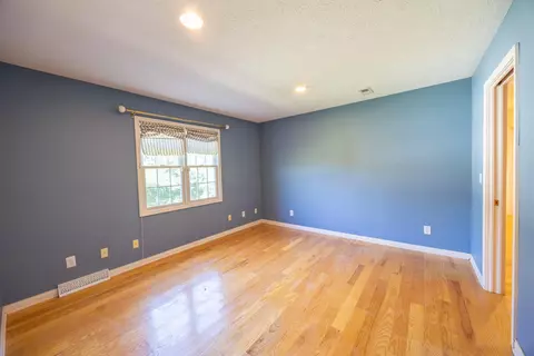Bedroom - 1313 Roosevelt St, Corbin, KY 40701 photo 1 of 10