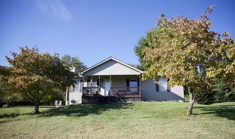 322 Hide Away Cv, Lancaster, KY 40444
