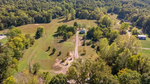 2640 Dreyfus Rd, Waco, KY 40385