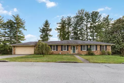 303 Robin Dr, Somerset, KY 42503