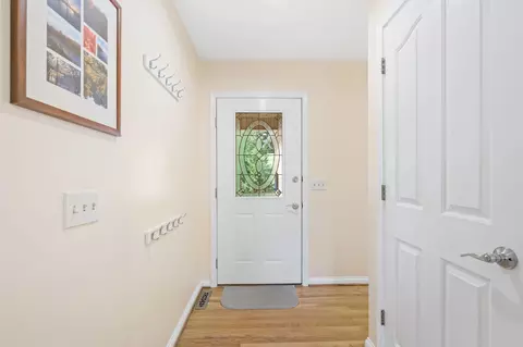 Entry Way - 119 Harborside Ct, Georgetown, KY 40324 photo 3 of 5