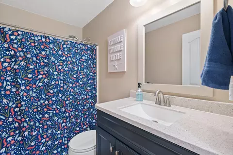 Bath - 119 Harborside Ct, Georgetown, KY 40324 photo 3 of 4