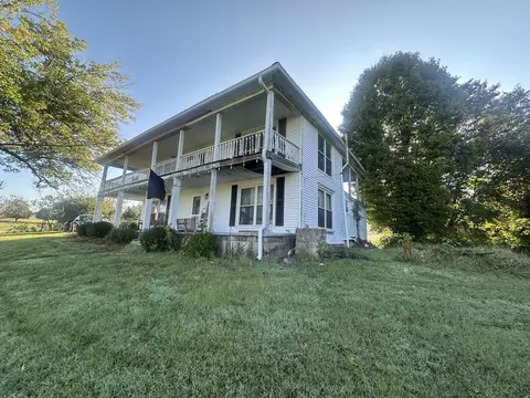 362 Main St, Fountain Run, KY 42133