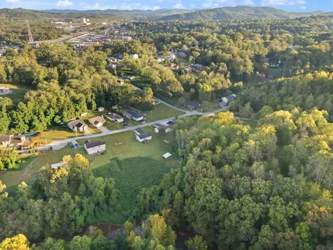 View/Area - 33 Creekside Ln, Corbin, KY 40701 photo 13 of 13
