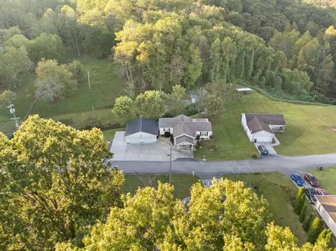 View/Area - 33 Creekside Ln, Corbin, KY 40701 photo 4 of 13