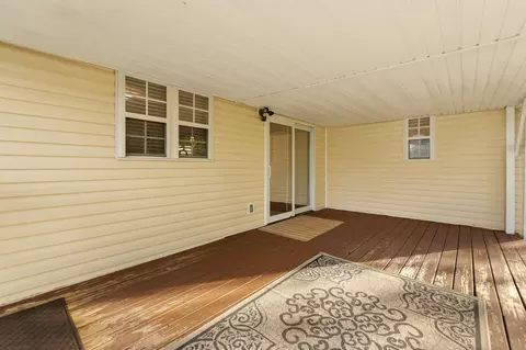 Exterior - 33 Creekside Ln, Corbin, KY 40701 photo 5 of 11