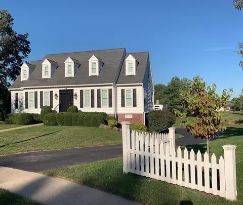 112 Patrick Henry Ct, Danville, KY 40422