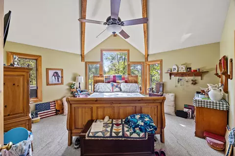 Bedroom - 400 Mccarter Branch Rd, Berea, KY 40403 photo 1 of 9