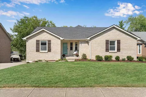 109 Orange Blossom Dr, Nicholasville, KY 40356