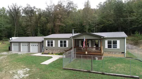 2694 Buck Creek Rd, Williamsburg, KY 40769