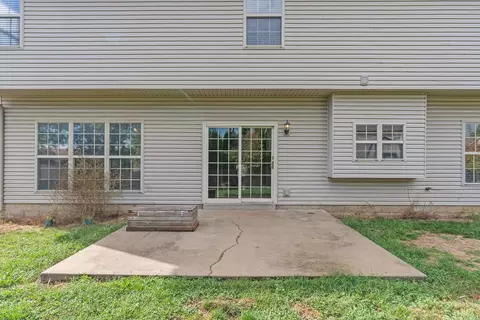 Exterior - 151 Hemingway Pl, Georgetown, KY 40324 photo 5 of 7