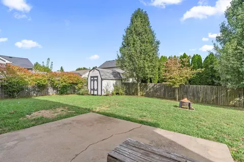 Exterior - 151 Hemingway Pl, Georgetown, KY 40324 photo 4 of 7