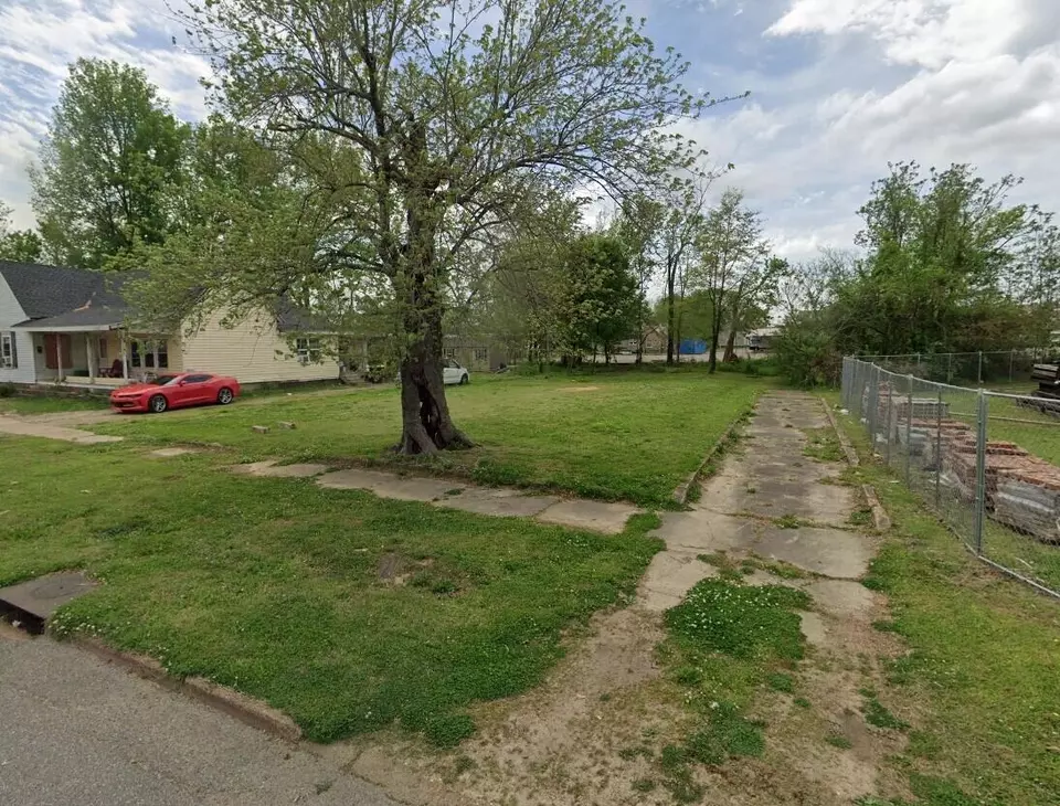  427 S 8th St, Mayfield, KY 42066 photo 2