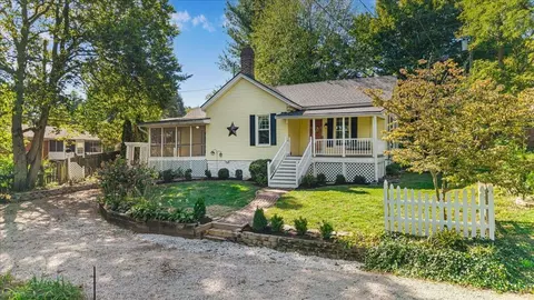 112 Richardson St, Midway, KY 40347