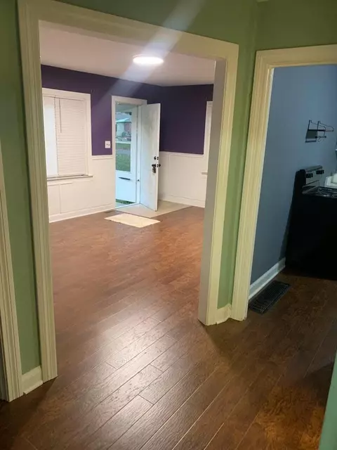 Entry Way - 107 Sunset Ave, Lancaster, KY 40444 photo 1 of 1