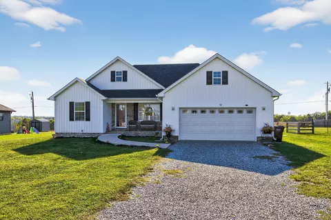 205 Dean Dr, Harrodsburg, KY 40330