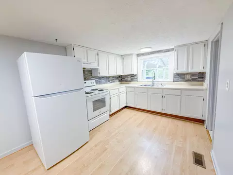 Kitchen - 1339 Daws Ridge Rd, Nancy, KY 42544 photo 1 of 1