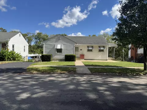 318 Creekview Dr, Paris, KY 40361