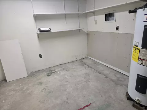 Other - 6 Hampton Ct, Middlesboro, KY 40965 photo 3 of 4