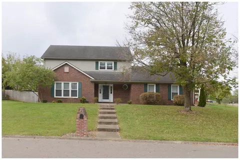 816 Isaac Shelby Cir, Frankfort, KY 40601