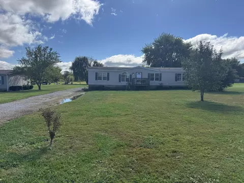 126 Drowning Creek Rd, Waco, KY 40385