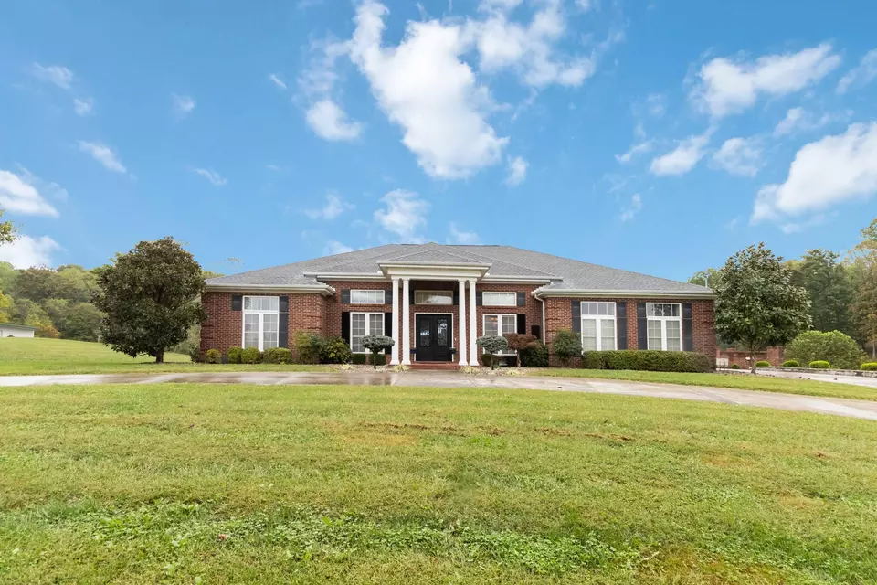 Exterior - 16 Summer Breeze Dr, Somerset, KY 42503 photo 2 of 16
