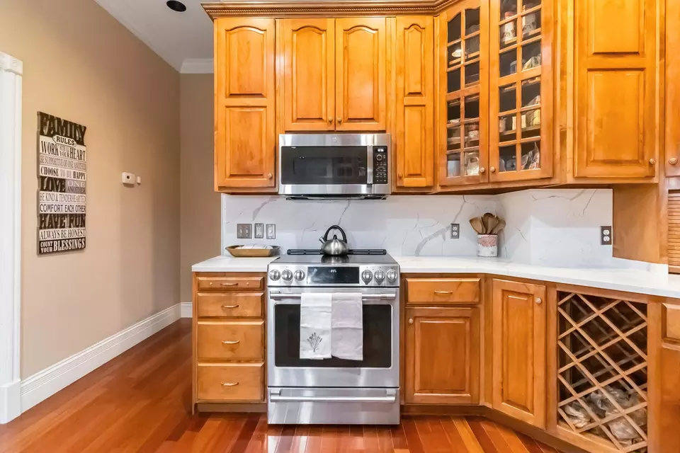 Kitchen - 16 Summer Breeze Dr, Somerset, KY 42503 photo 3 of 5