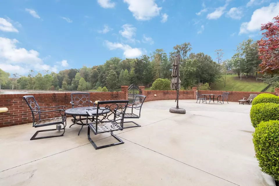 Exterior - 16 Summer Breeze Dr, Somerset, KY 42503 photo 10 of 16