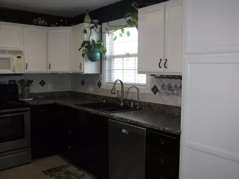 Kitchen - 565 Prather Dr, Nancy, KY 42544 photo 1 of 3