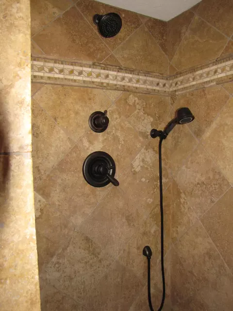 Bath - 565 Prather Dr, Nancy, KY 42544 photo 8 of 9