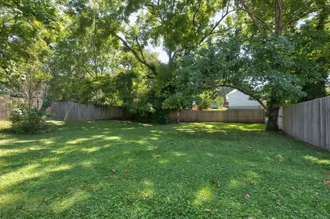 Exterior - 132 Rucker Ave, Georgetown, KY 40324 photo 5 of 9